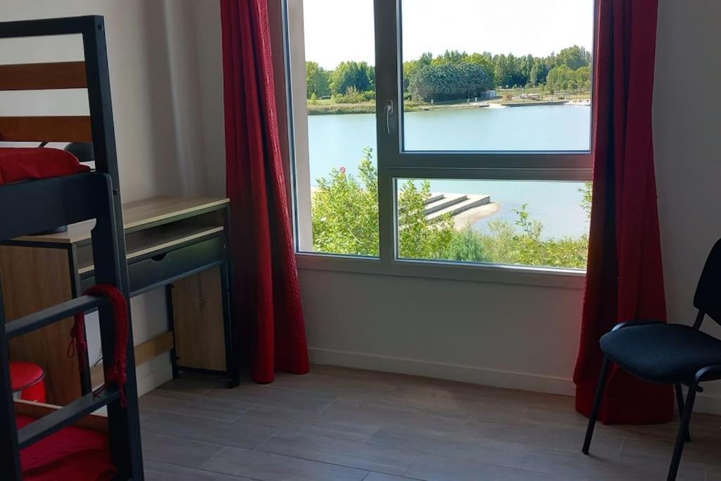 Appartement Climatise Au Coeur De La Provence Lac Et Parcs D'Attractions 10Mn Avignon Monteux Buitenkant foto