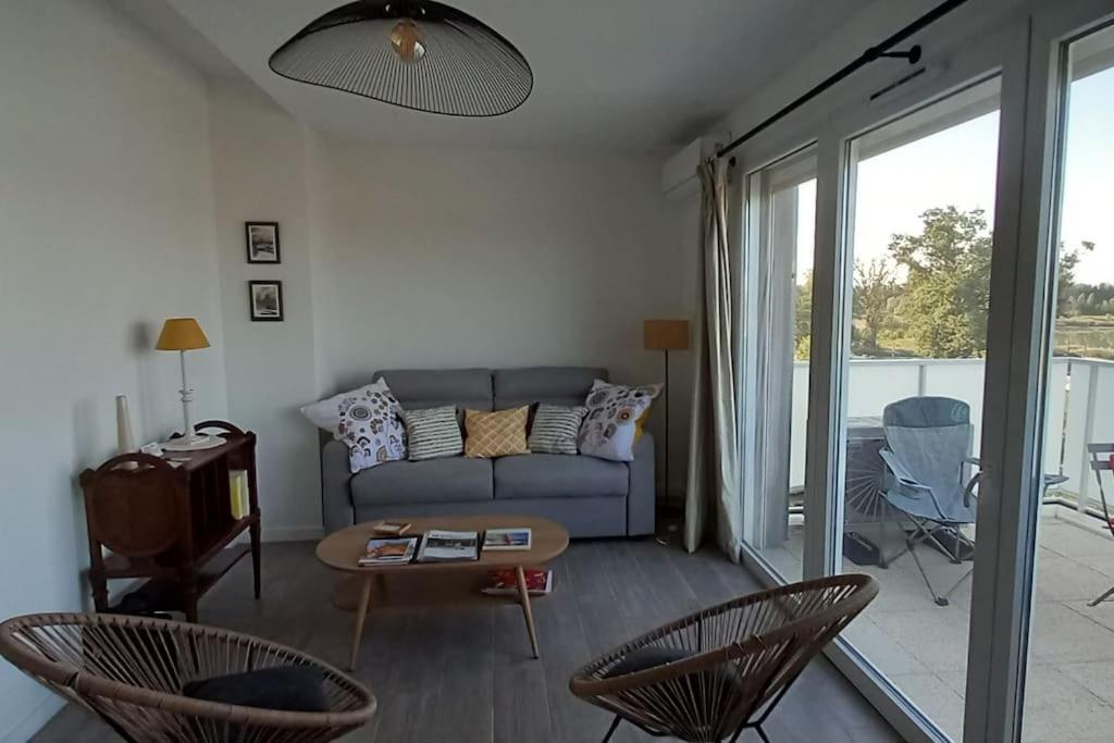Appartement Climatise Au Coeur De La Provence Lac Et Parcs D'Attractions 10Mn Avignon Monteux Buitenkant foto