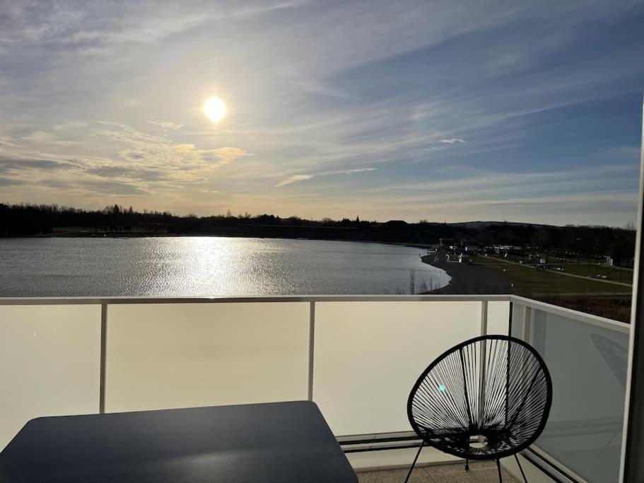 Appartement Climatise Au Coeur De La Provence Lac Et Parcs D'Attractions 10Mn Avignon Monteux Buitenkant foto